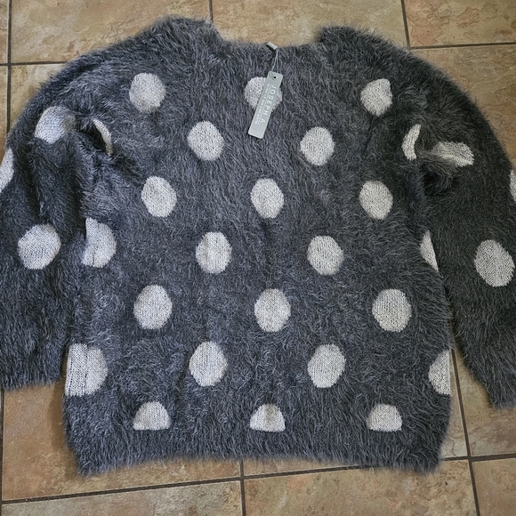 Joseph A Gray and White Polka Dot Sweater - Picture 2 of 4